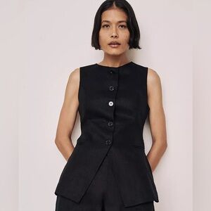 NWT Aritzia Wilfred regal linen vest